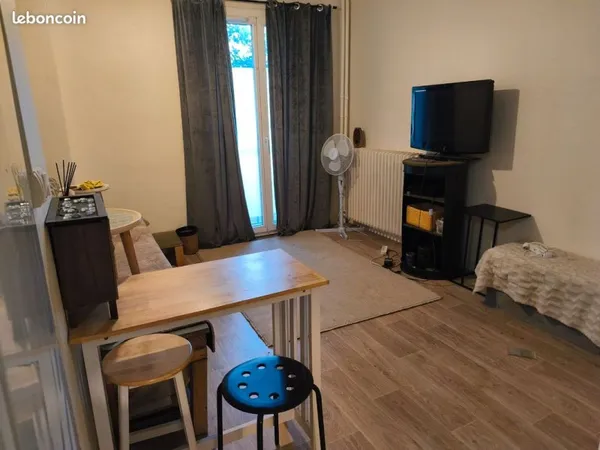 Studio meublé a louer