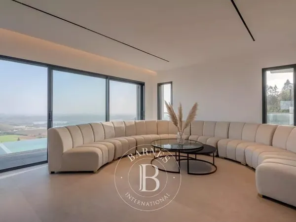 Limas - Villa Contemporaine avec Vue - Piscine intérieure et extérieure