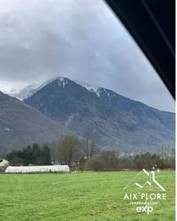 Terrain constructible de 752m²