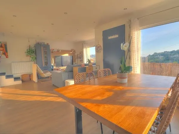 Maison 4 pièces 97 m²