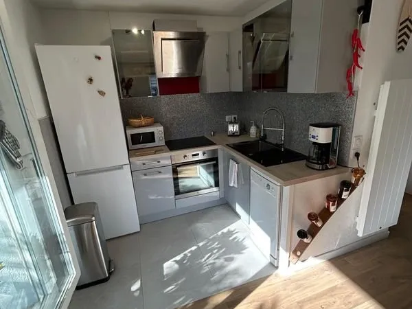 Appartement 2 pièces meublé avec terrasse