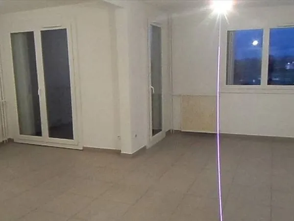A VENDRE - Appartement