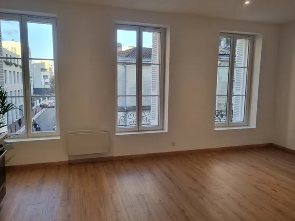 Vends T1 - 42m² - Bordeaux 33300