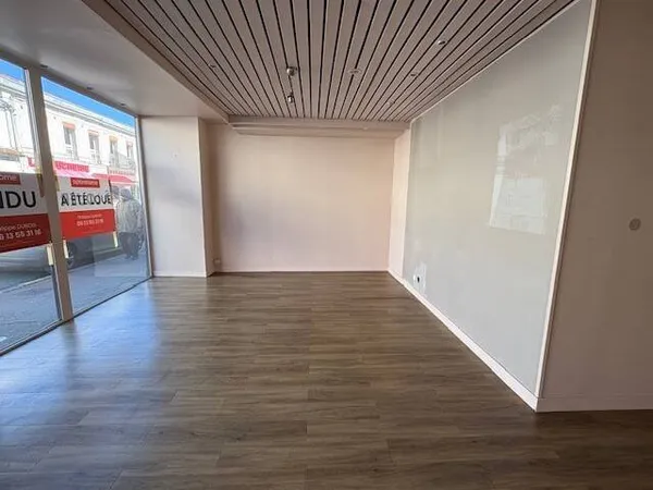 Local commercial 100 m²