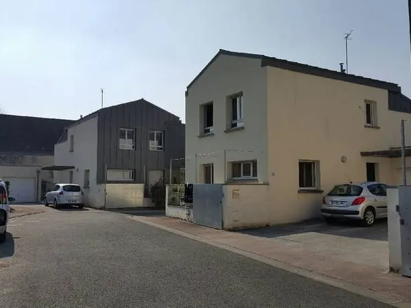 MAISON TYPE 5 VEIGNE