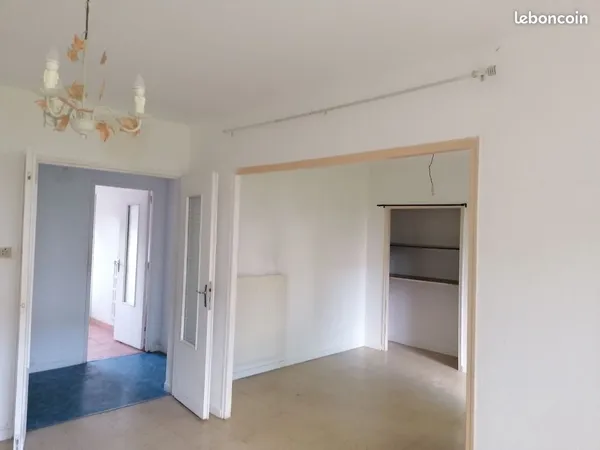 APPARTEMENT T4 à SAINT PAUL TROIS CHATEAUX