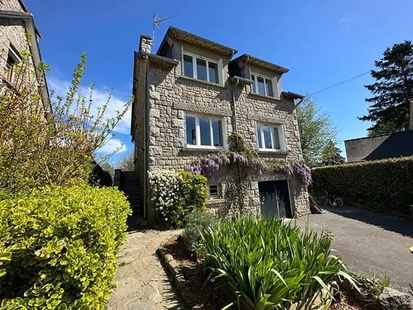 Maison 9 pièces 198 m²