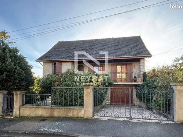 Maison 6 pièces 220 m²