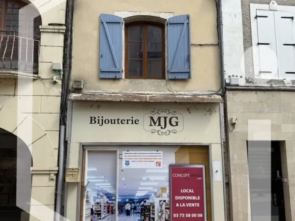 Immeuble 134 m²