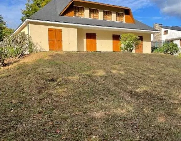 Pavillon 9 pièces 190 m²