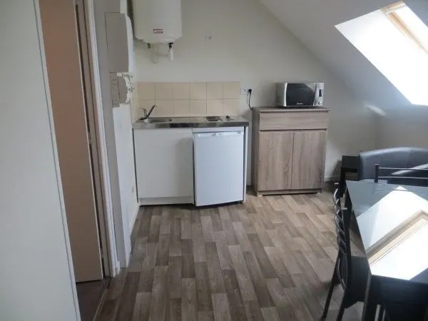 BEL APPARTEMENT MEUBLE