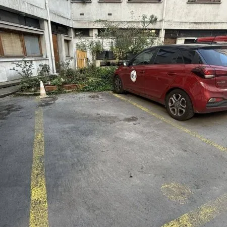 Parking 10 m²