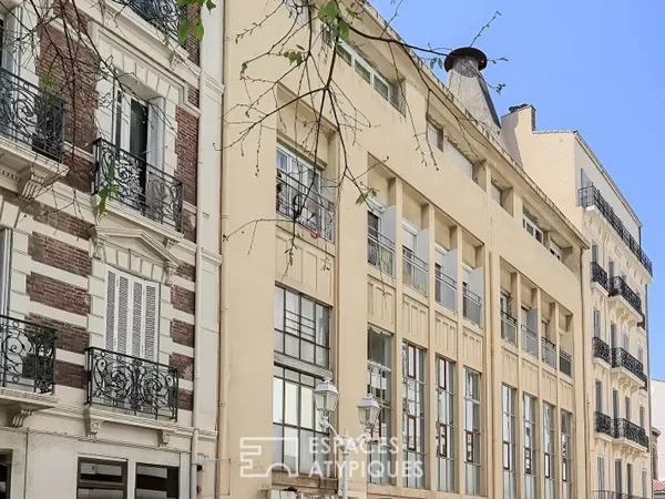 - Investissement - Vente d'un lot de 25 appartement en Haute Ville de Toulon