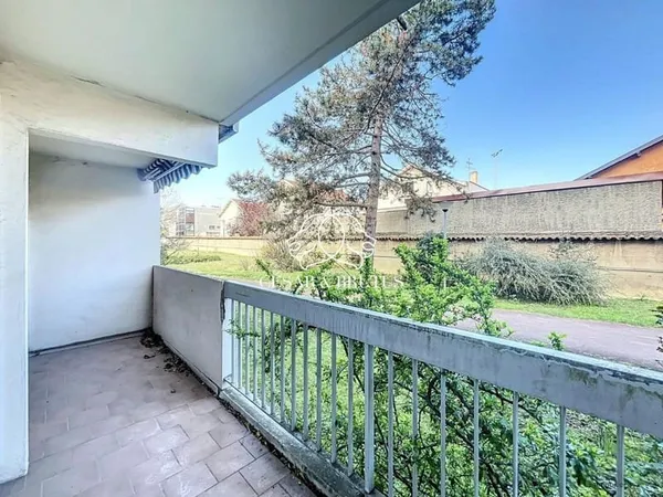 Appartement familial - T5 / T4 d'environ 114 m2 avec balcon