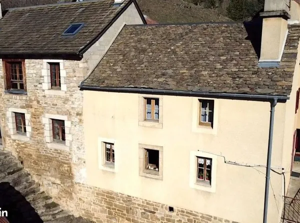 Propriété 5 pièces 101 m²