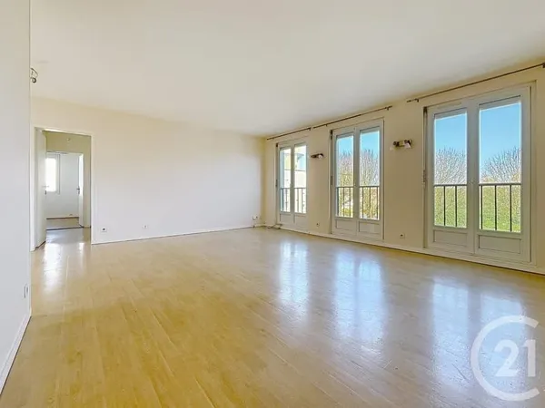 Appartement 4 pièces 81 m²