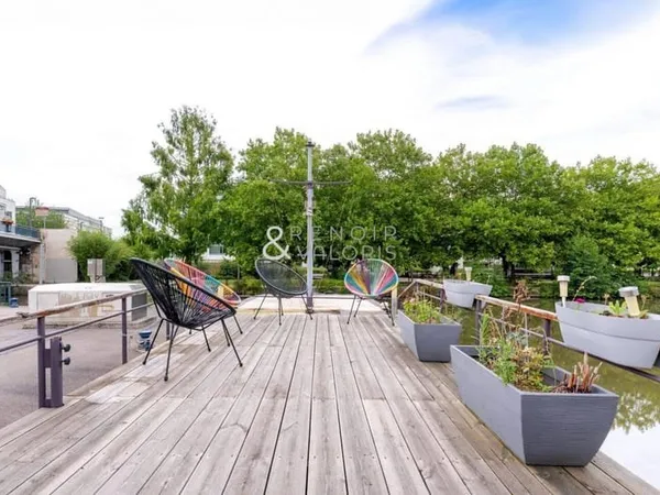 Péniche 2 pièces 42 m²