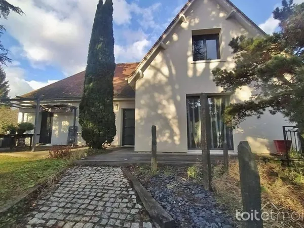 Maison 7 pièces 166 m²