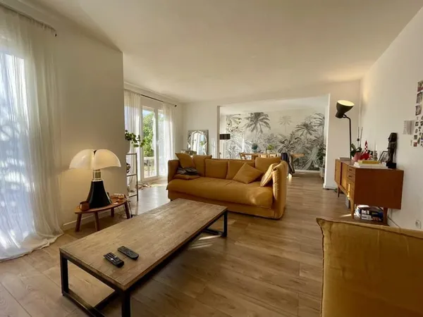 MAISON T5 3 FACES PLATANES 134 M² AVEC JARDIN ET GARAGE