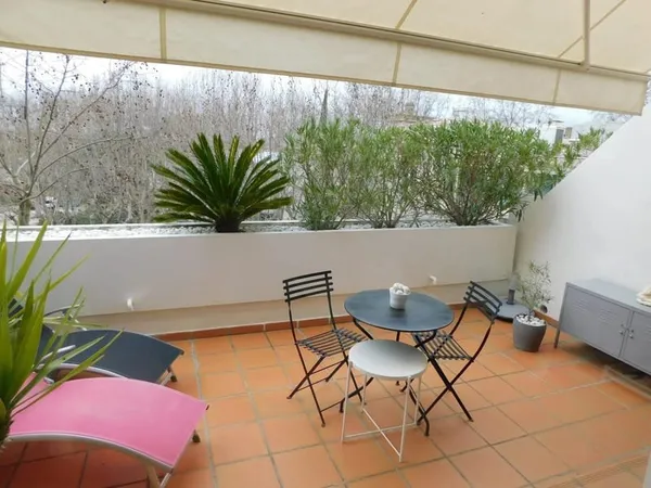 Appartement T3 avec terrasse et garage - Alyscamps