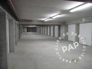 Garage/Parking