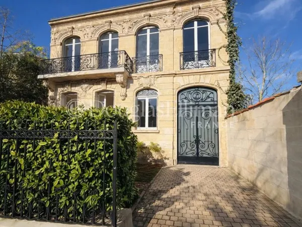 BORDEAUX - Superbe maison de ville rénovée à Bordeaux Caudéran,