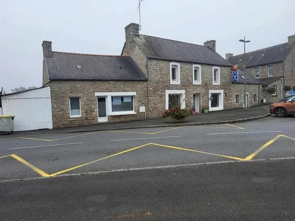 Maison 8 pièces 250 m²