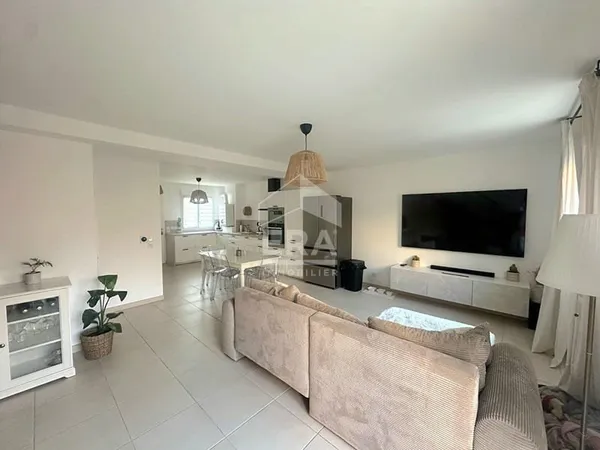 LANÇON-PROVENCE - A vendre Maison récente de 85m² T4 avec jardin et garage
