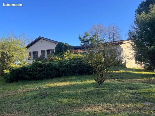 Villa 10 pièces 209 m²