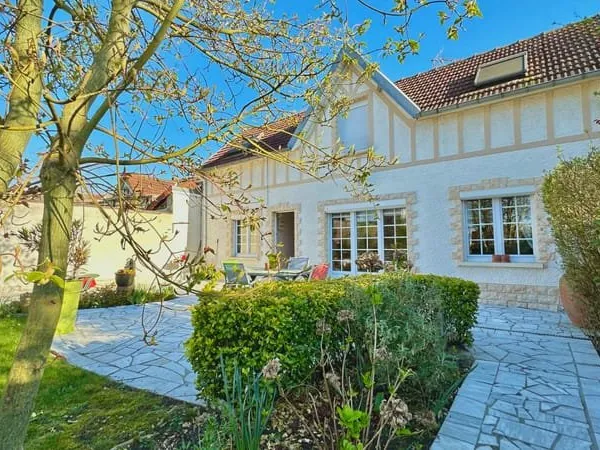 Maison 5 pièces avec garage - LE GRAND-QUEVILLY