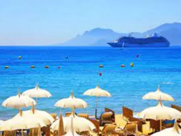 CANNES RESTAURANT 200 M2 CANNES 190 COUVERTS