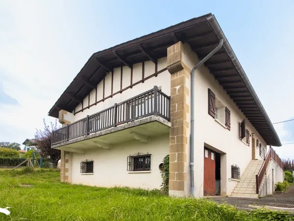 Maison traditionnelle 4 pièces 106 m²