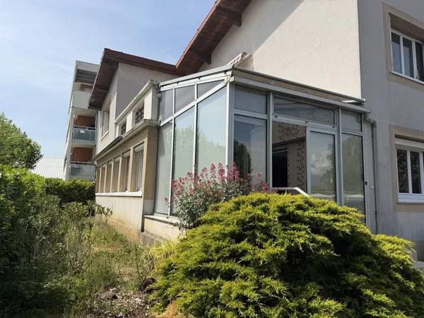 Bel appartement T4 en RDC