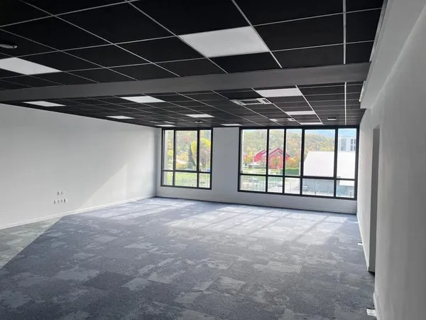 Bureaux 69 m²