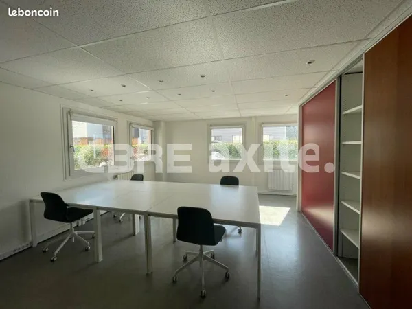 BUREAUX 57 m² ANNECY LE VIEUX