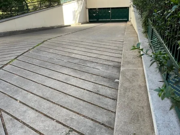Parking 10 m²