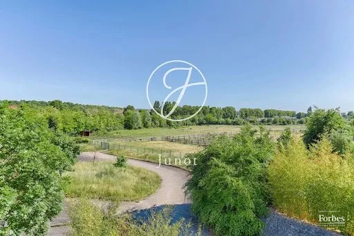 Propriété 5 pièces 600 m²