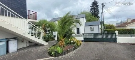 - T2 en rez-de-chaussée avec terrasse et stationnement