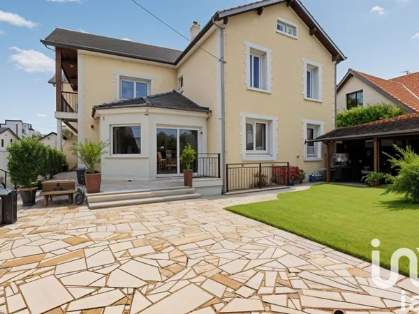 Vente Maison/villa 8 pièces