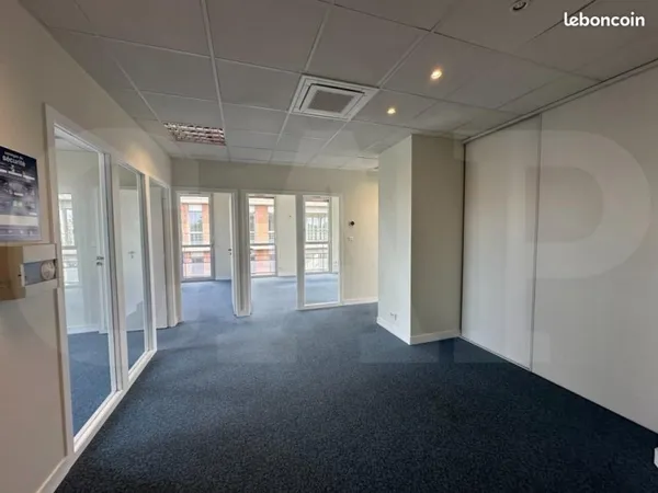 Bureaux 69 m²