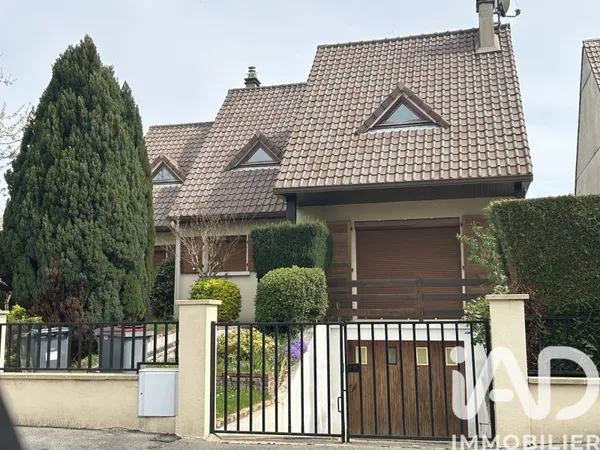 Maison 6 pièces 117 m²