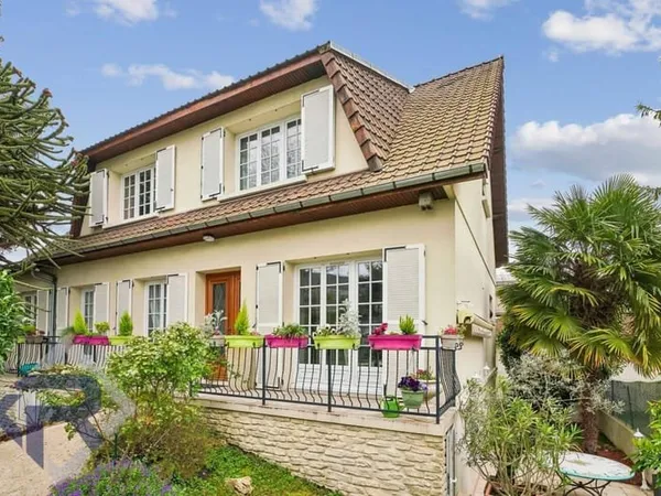 Maison 6 pièces 174 m²