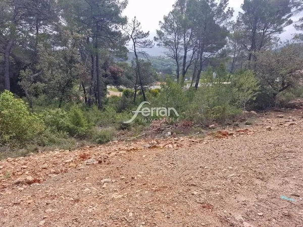 A vendre à Salernes terrain constructible