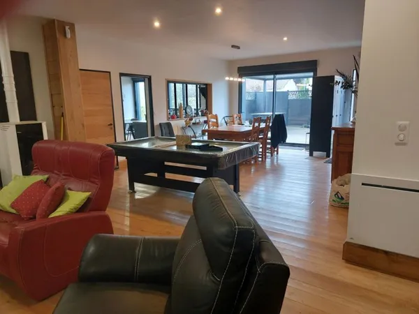 Maison de luxe 5 pièces 150 m²