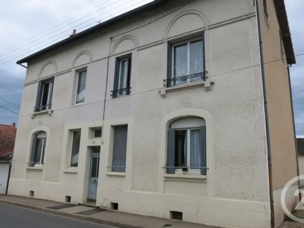 Immeuble de rapport 243 m²