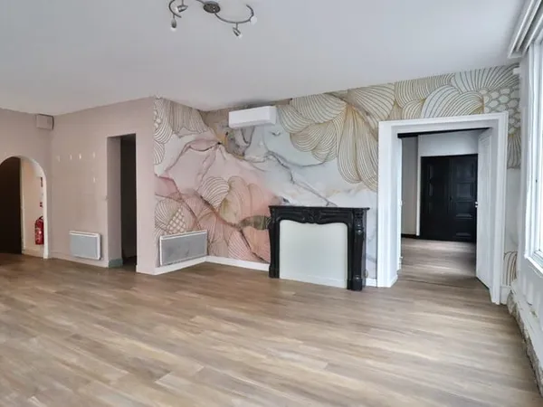 LOCAL COMMERCIAL 97 M2 TROYES