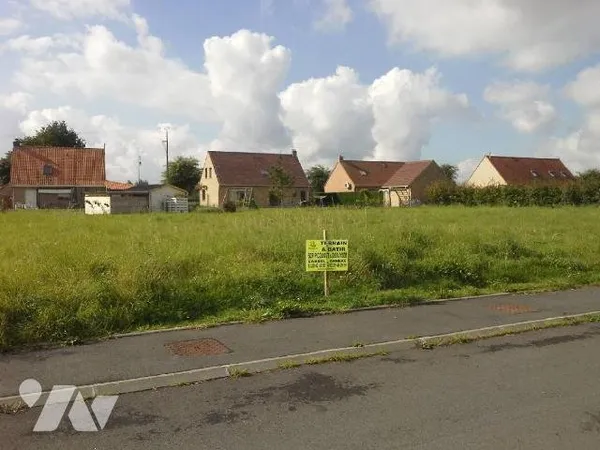 Terrain 600 m²