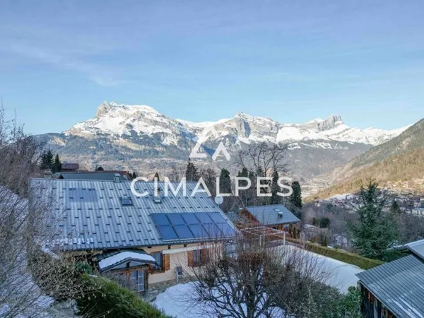 Ensemble immobilier Ferme + Chalet et terrain à bâtir - Face au