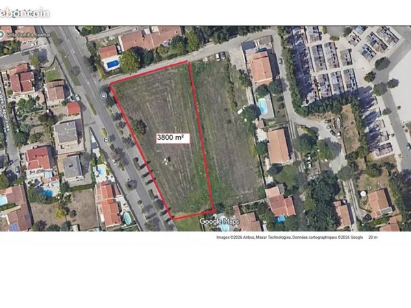 Terrain pro à bâtir + de 3144 m² pour activié