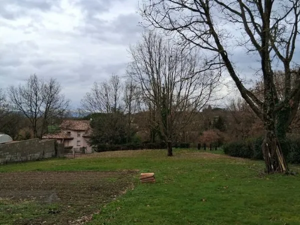Terrain 1000 m²